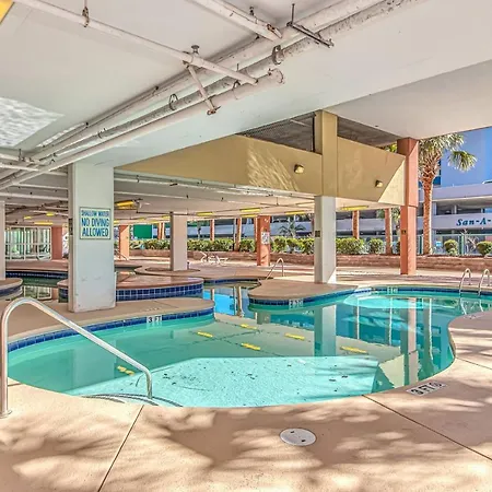 Malibu Pointe Beach Club - Across The Street From The Ocean! Sleeps 13 Guests!-2